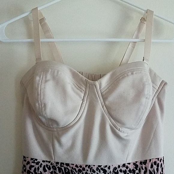 Kardashian kollection babydoll dress - Picture 2 of 3